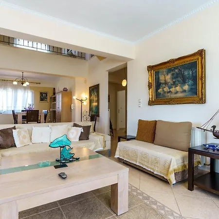 Charming Luxury For 16 People *