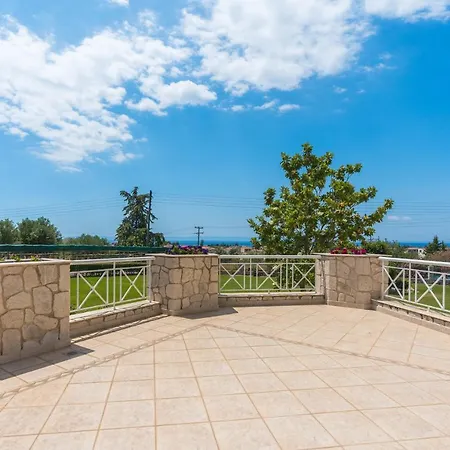 Villa Charming Luxury For 16 People