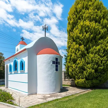 Charming Luxury For 16 People Nikiti (Sithonia)